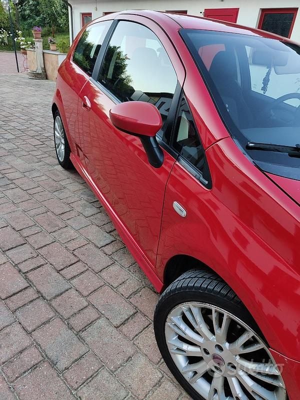 Usata Fiat Punto Sport 90 CV (66 kW) 2008 Rosso Utilitaria