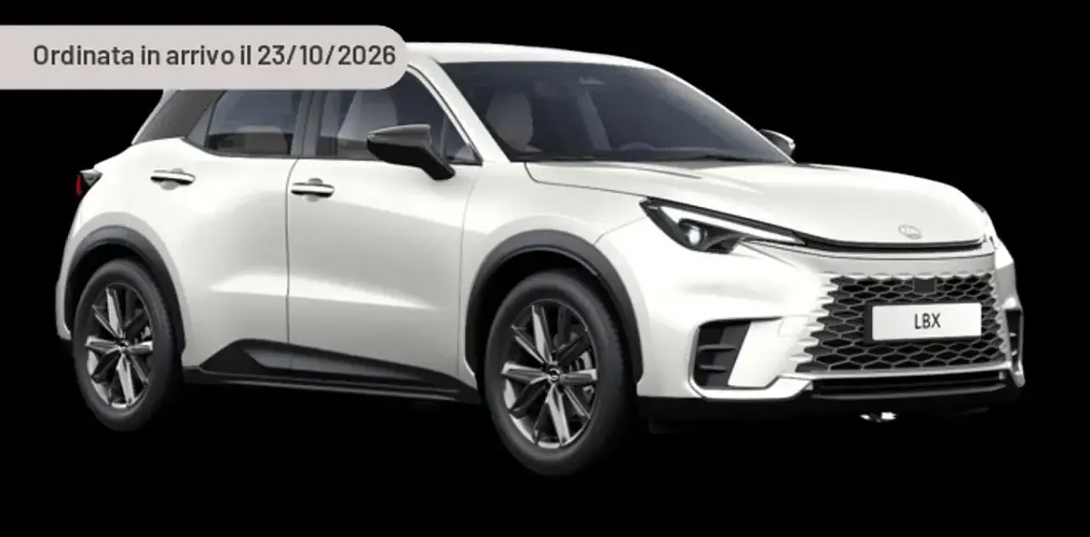 Usata Lexus LBX 136 CV (100 kW) 2024 Argento SUV