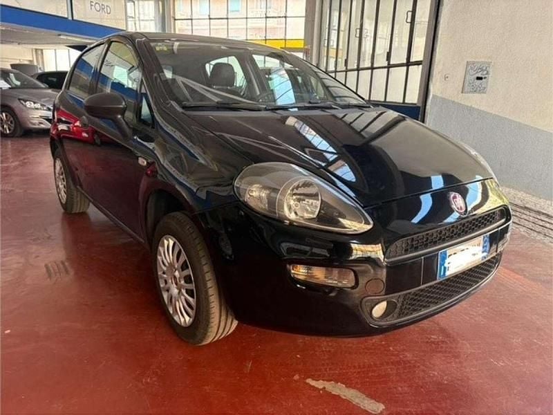 Usata Fiat Punto Street 77 CV (56 kW) 2018 Nero Berlina