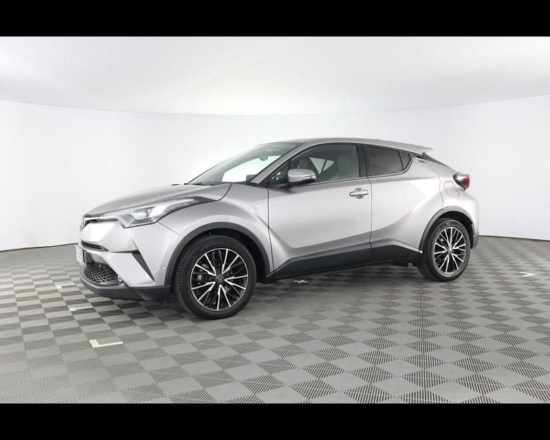 Usata Toyota C-HR Lounge 116 CV (85 kW) 2017 Grigio / pastello SUV