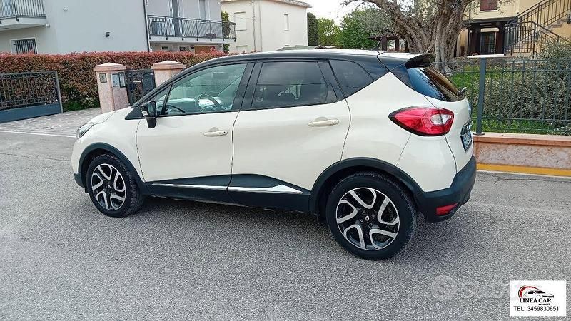 Usata Renault Captur 90 CV (66 kW) 2015 Bianco SUV