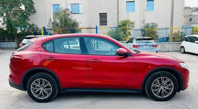 Usata Alfa Romeo Stelvio Executive 210 CV (154 kW) 2018 Rosso SUV