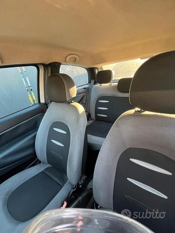 Usata Lancia Ypsilon 2007 Grigio Utilitaria