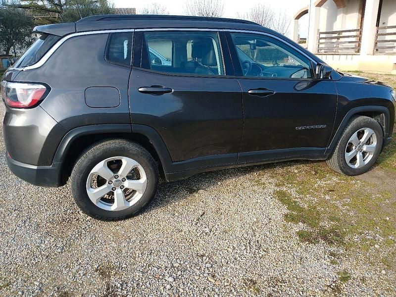 Usata Jeep Compass Longitude 120 CV (88 kW) 2018 Grigio SUV