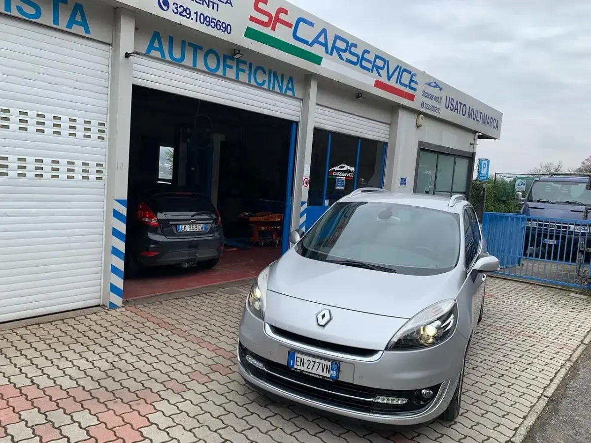 Usata Renault Scenic E-Tech 110 CV (80 kW) 2012 Argento Monovolume