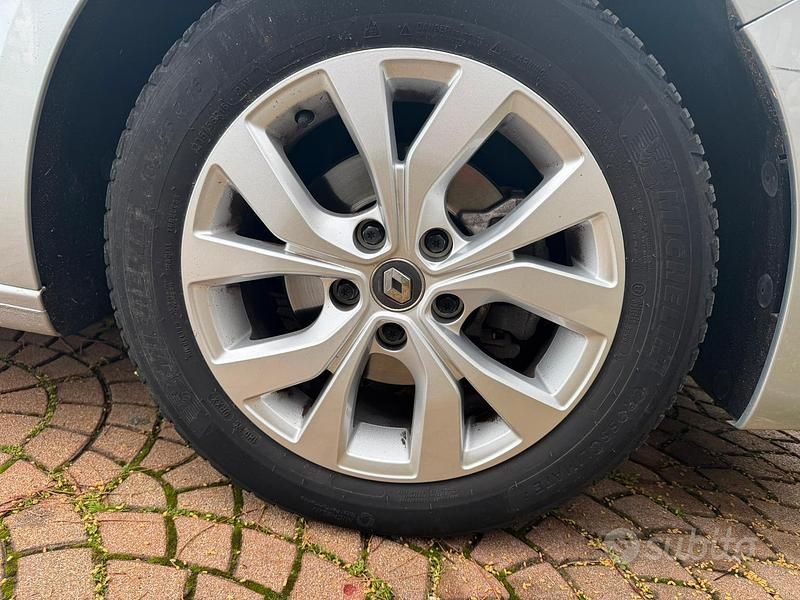 Usata Renault Mégane IV 115 CV (84 kW) 2021 Grigio Berlina