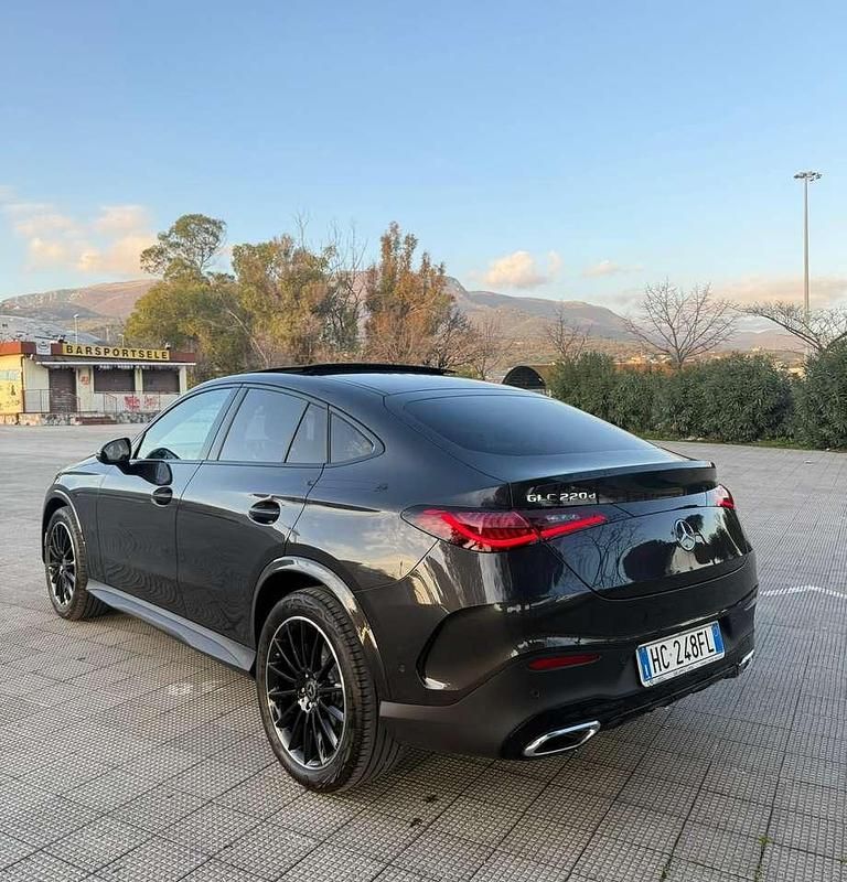 Usata Mercedes GLC220 AMG Line Premium 197 CV (144 kW) 2026 Grigio vulcano Coupé