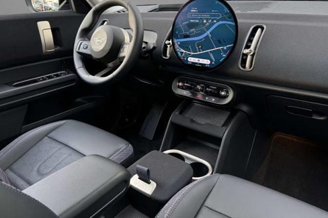 Usata Mini Countryman Classic 204 CV (150 kW) 2024 Verde SUV