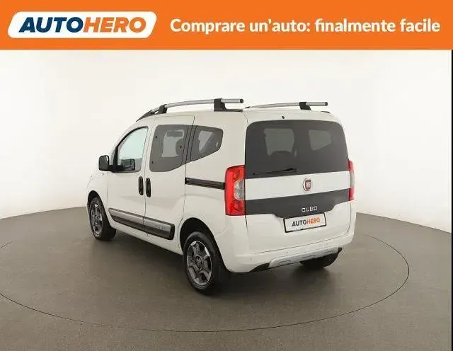 Usata Fiat Qubo Trekking 95 CV (69 kW) 2019 Bianco Monovolume