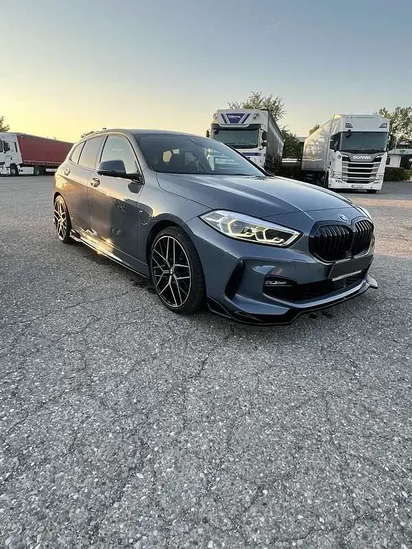 Usata BMW 118 M Sport 150 CV (110 kW) 2021 Grigio Berlina