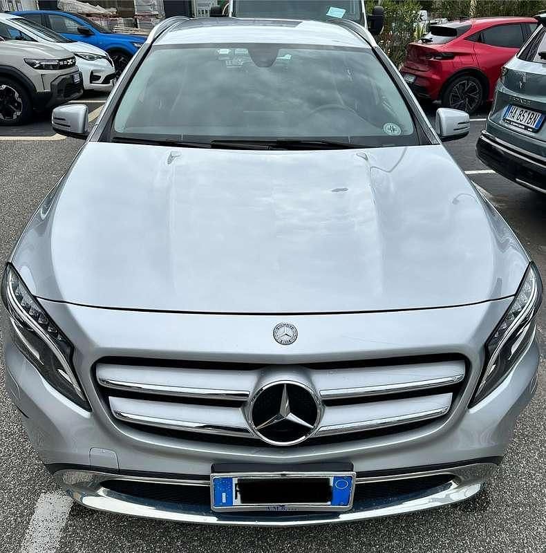 Usata Mercedes GLA200 136 CV (100 kW) 2016 SUV