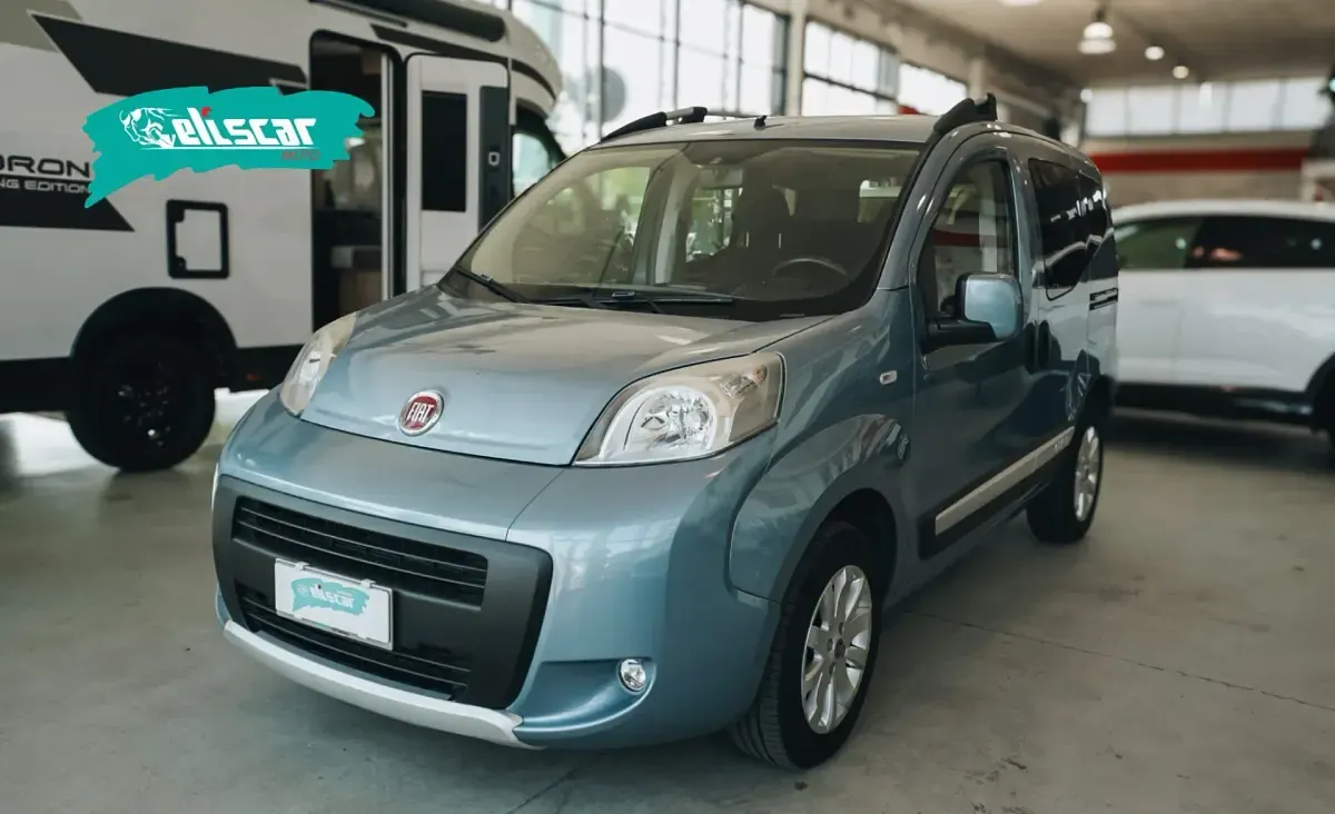 Usata Fiat Qubo Trekking 80 CV (58 kW) 2016 Azzurro Monovolume