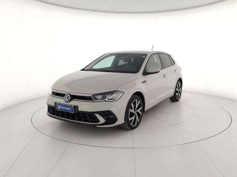 Grigio Usata 2022 VW Polo R-line Tre volumi | 18.500 € (Buon prezzo) - Immagine 1/4
