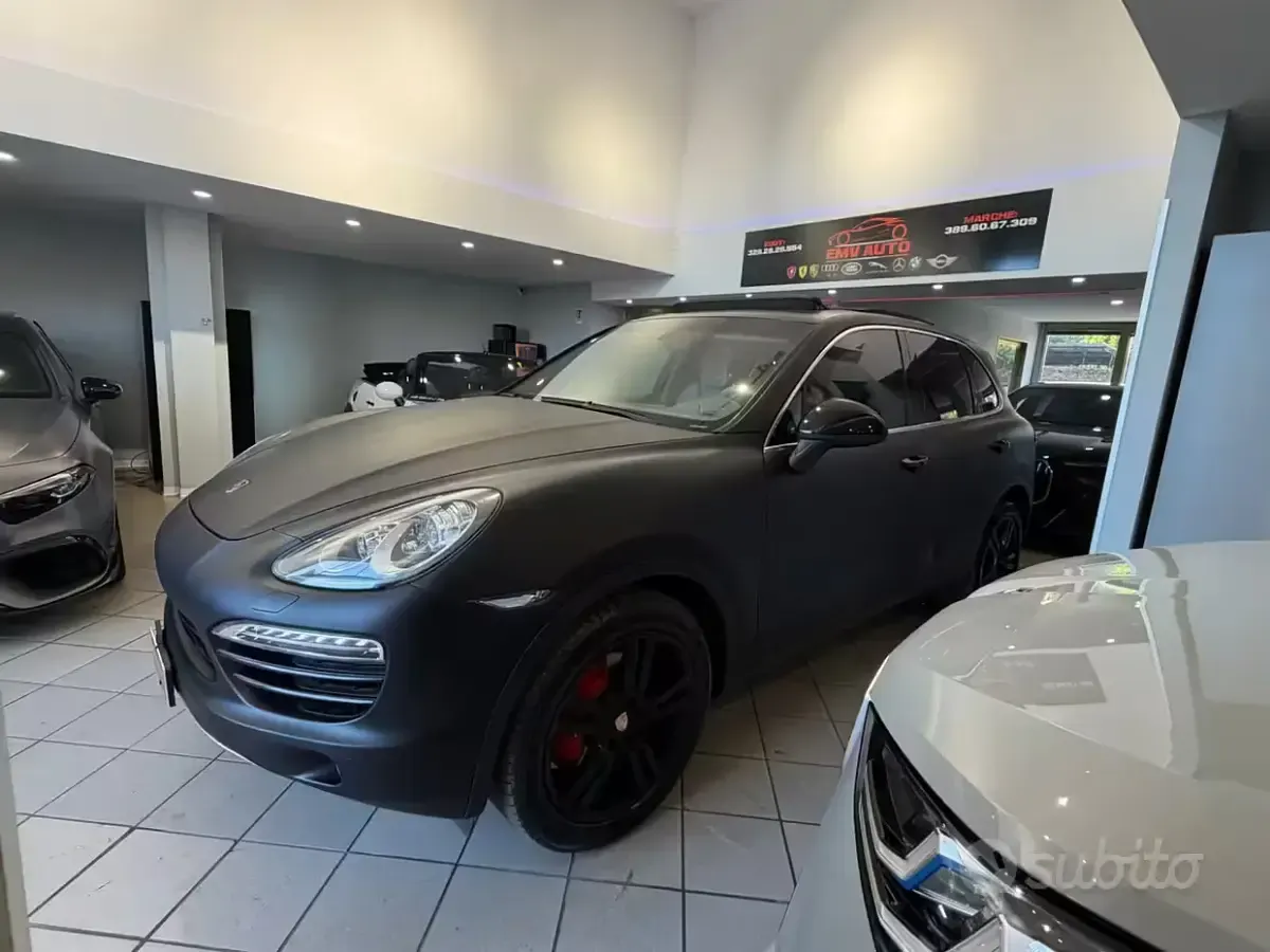 Usata Porsche Cayenne 239 CV (175 kW) 2010 Nero SUV