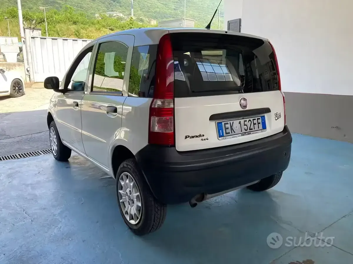 Usata Fiat Panda 75 CV (55 kW) 2011 Utilitaria