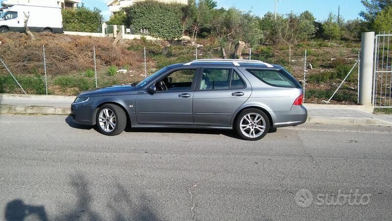 Usata Saab 9-5 150 CV (110 kW) 2009 Grigio Station wagon