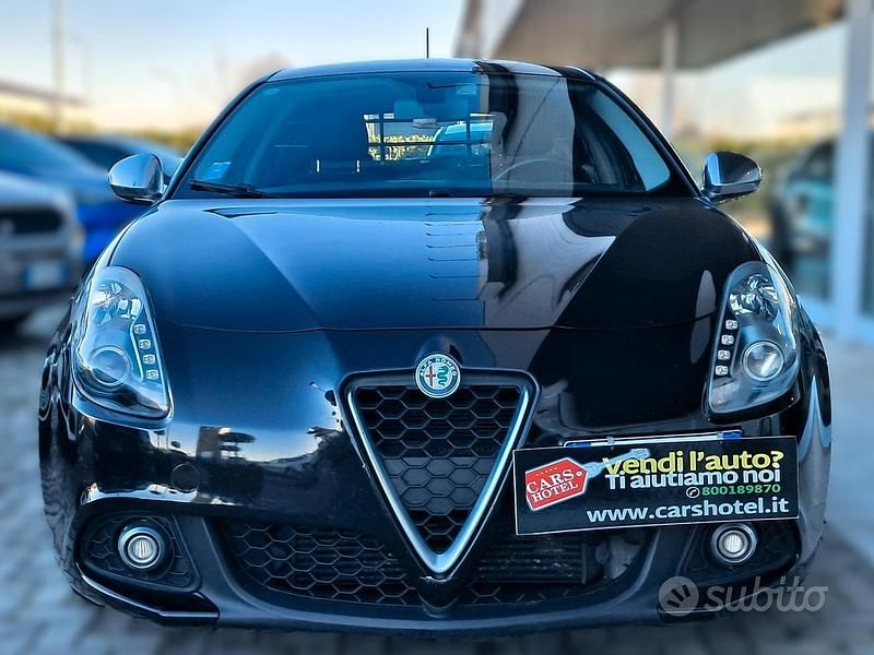Nero Usata 2016 Alfa Romeo Giulietta Super Tre volumi | 7950 € (Ottimo prezzo) - Immagine 1/4