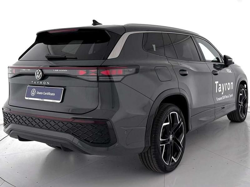 Usata VW Tayron R-line 193 CV (141 kW) 2025 Grigio pastello SUV