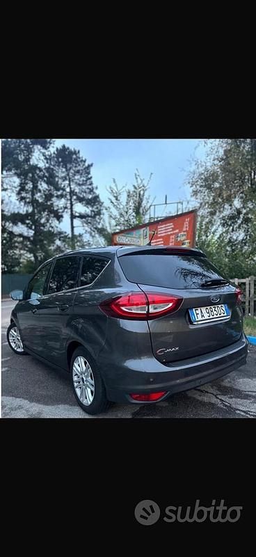 Usata Ford C-MAX 120 CV (88 kW) 2015 Grigio Monovolume