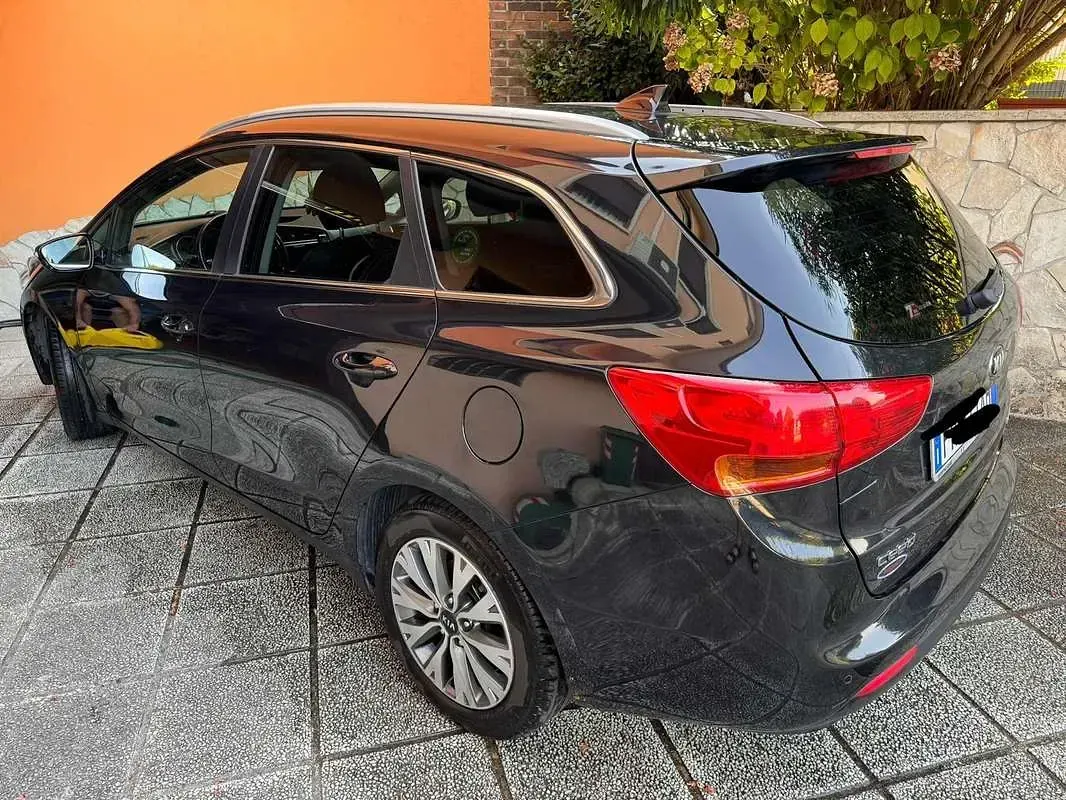 Usata Kia Ceed Sportswagon 136 CV (100 kW) 2017 Nero Station wagon