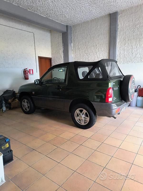 Usata Suzuki Grand Vitara 94 CV (69 kW) 2001 SUV