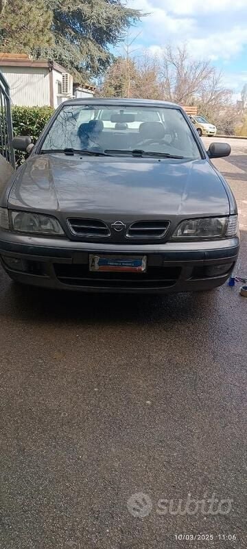 Usata Nissan Primera 102 CV (75 kW) 1997 Grigio Berlina