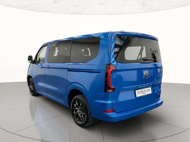 Usata VW Caravelle Life 150 CV (110 kW) 2025 Mid blue metallizzato Monovolume