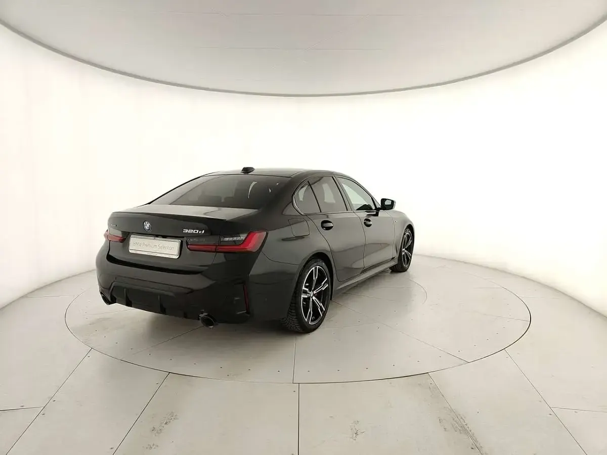 Usata BMW 320 M Sport 190 CV (139 kW) 2025 Nero Berlina
