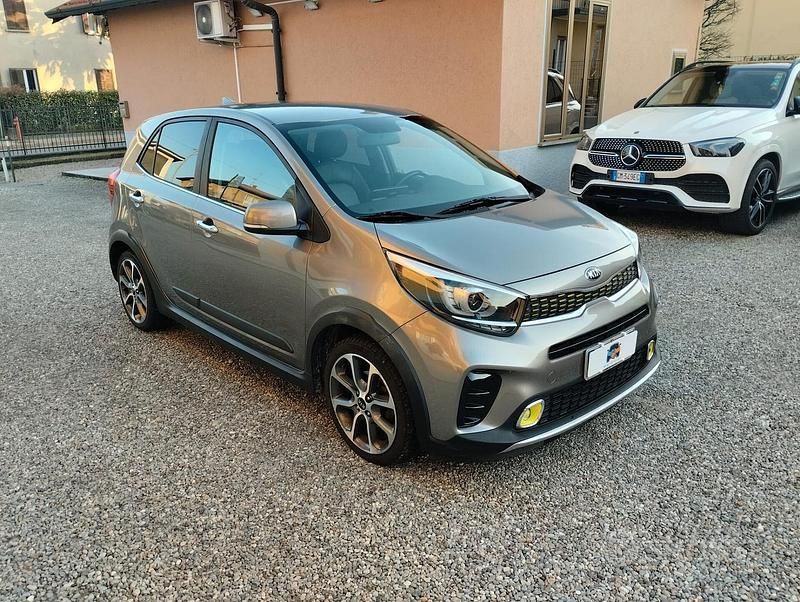 Gebraucht Kia Picanto X-Line 101 PS (74 kW) 2019 Grau Kleinwagen
