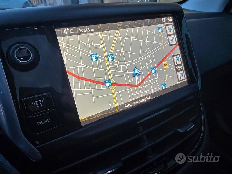 Usata Peugeot 208 Allure 68 CV (50 kW) 2013 Bianco Utilitaria