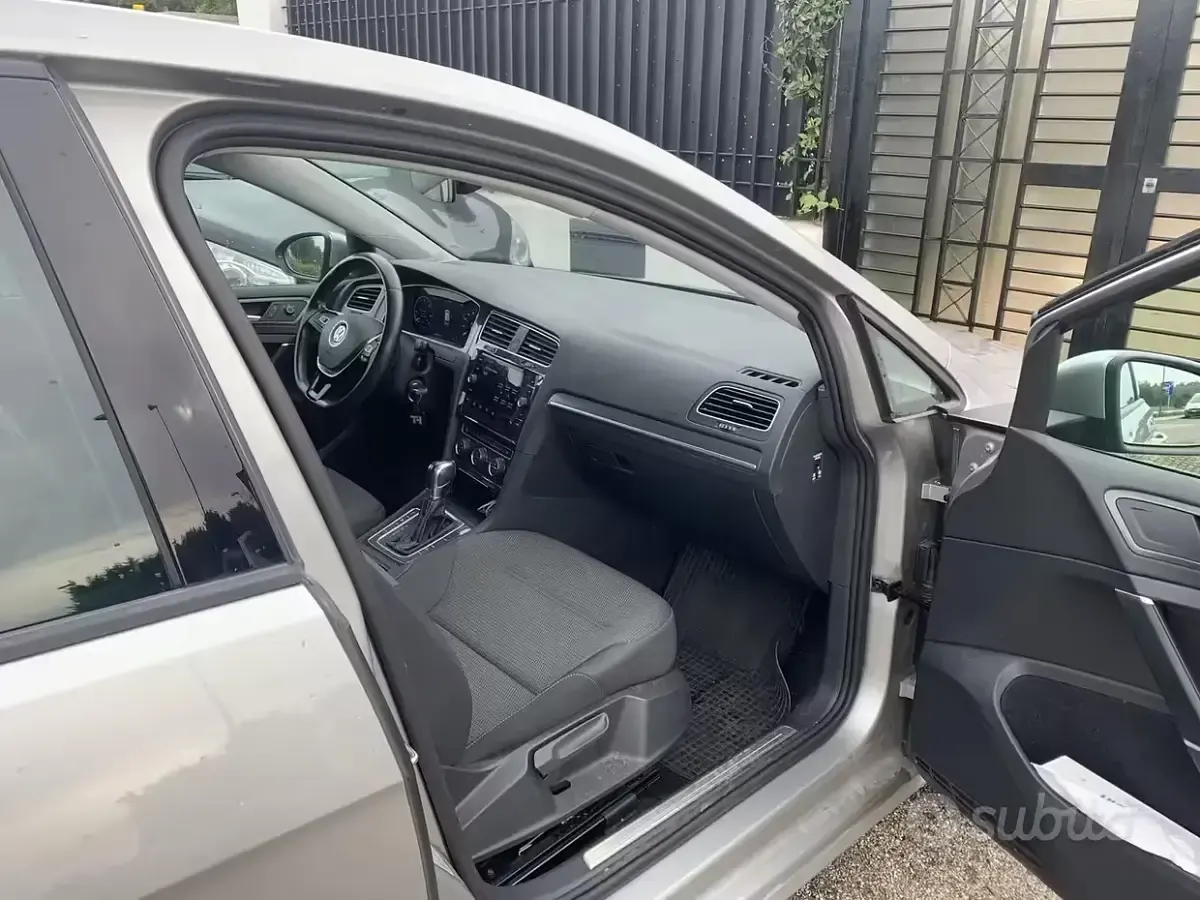 Usata VW e-Golf 100 kW (136 CV) 2019 Grigio Utilitaria