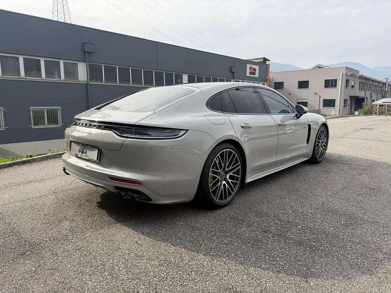 Usata Porsche Panamera 441 CV (324 kW) 2021 Beige Berlina