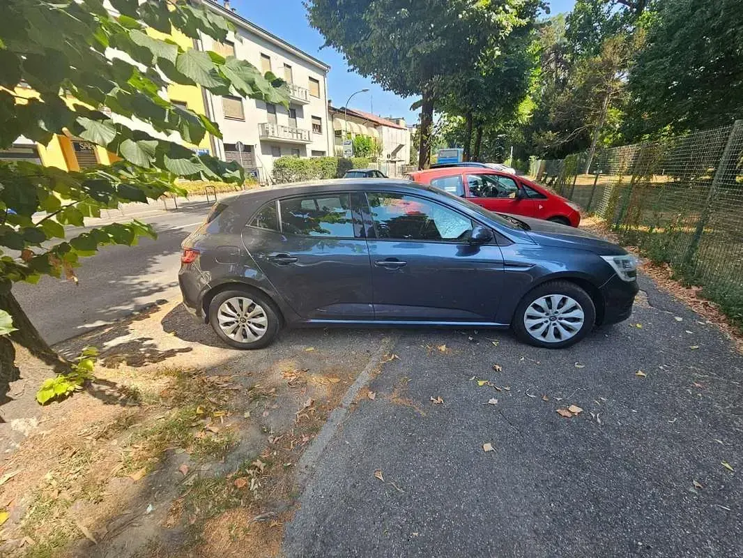 Usata Renault Mégane IV Business 116 CV (85 kW) 2019 Berlina
