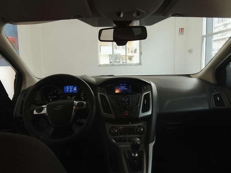 Usata Ford Focus 116 CV (85 kW) 2012 Nero Berlina