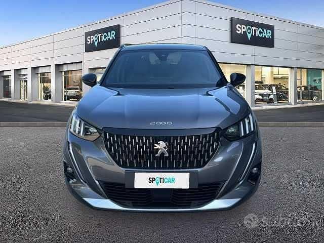 Usata Peugeot 2008 GT 110 CV (80 kW) 2022 Grigio SUV