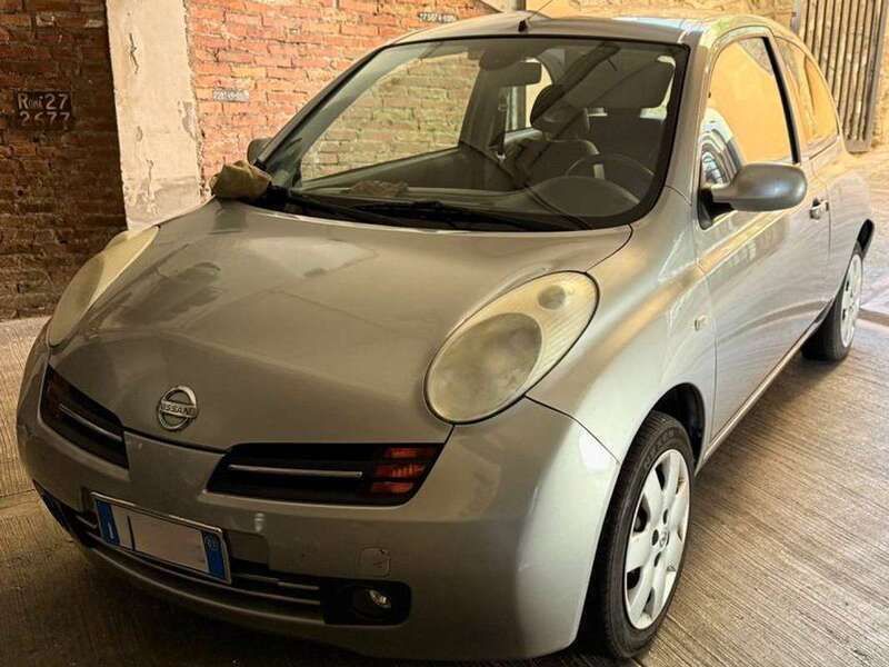 Argento Usata 2003 Nissan Micra Acenta Due volumi | 2250 € (Ottimo prezzo) - Immagine 1/4