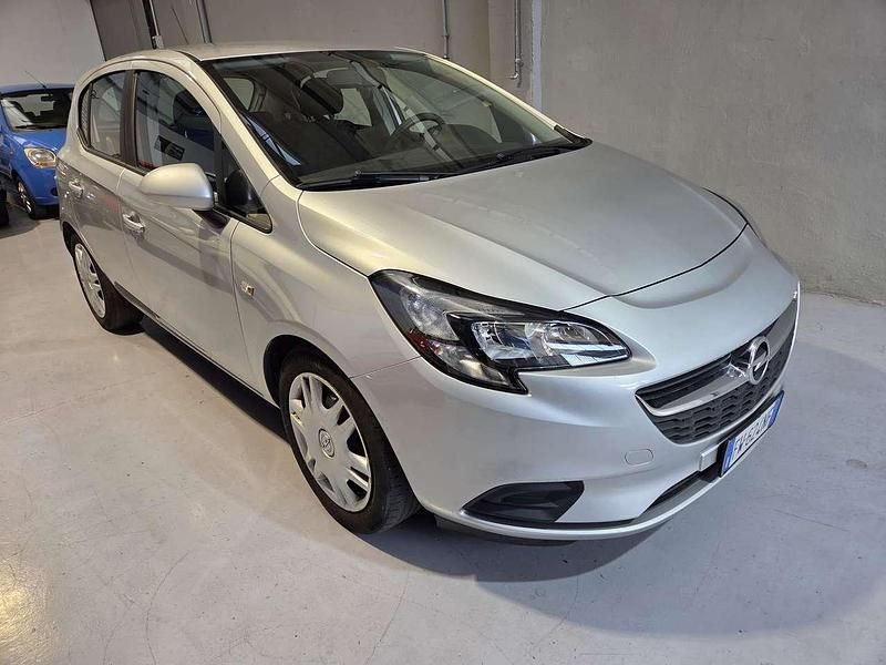 Usata Opel Corsa Cosmo 69 CV (50 kW) 2019 Grigio Utilitaria