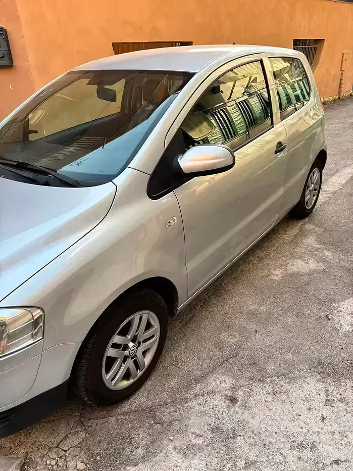Usata VW Fox 54 CV (39 kW) 2010 Grigio Utilitaria