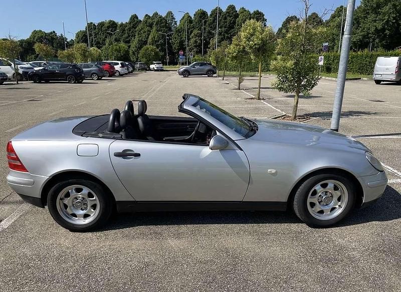 Gebraucht Mercedes SLK200 136 PS (100 kW) 1999 Silber Cabrio