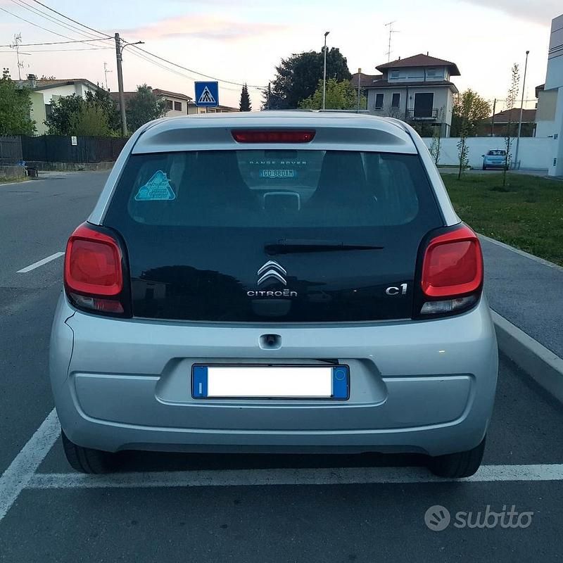 Usata Citroën C1 69 CV (50 kW) 2017 Argento Utilitaria