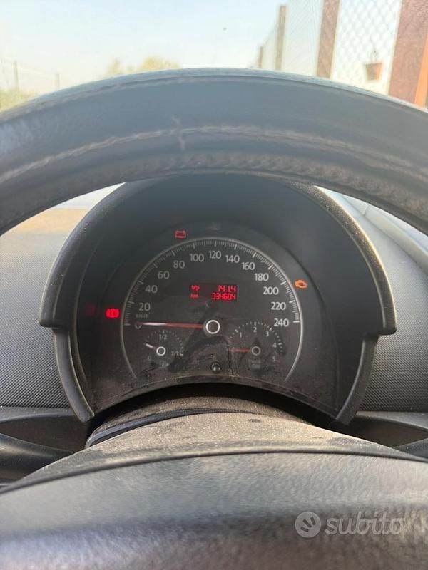 Usata VW New Beetle 2007 Grigio Utilitaria