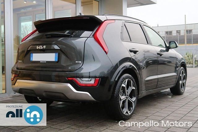 Usata Kia Niro 92 CV (67 kW) 2024 Grigio SUV
