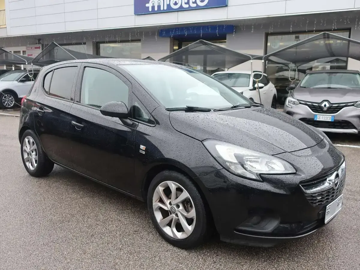 Usata Opel Corsa Edition 69 CV (50 kW) 2019 Nero Utilitaria