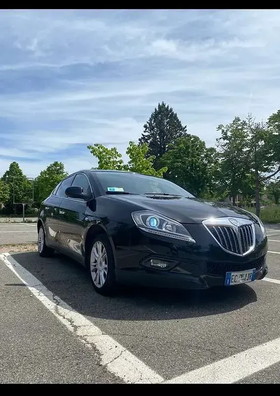 Usado Lancia Delta 120 CV (88 kW) 2008 Utilitario