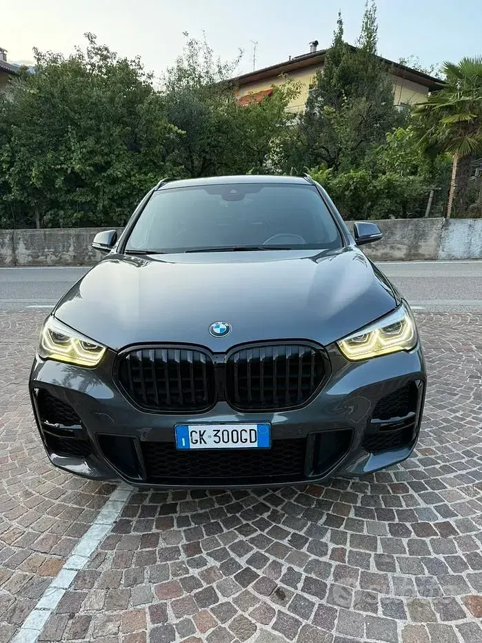 Usata BMW X1 150 CV (110 kW) 2022 Grigio SUV