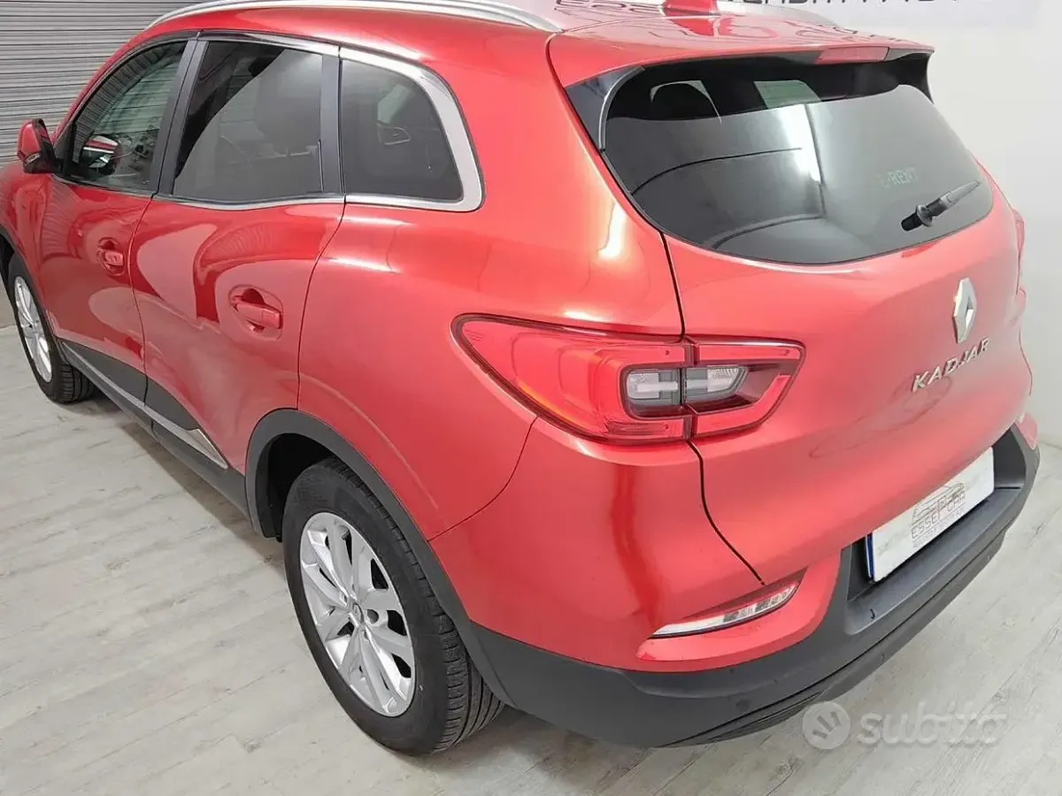 Second-hand Renault Kadjar Techno 116 CP (85 kW) 2022 Roșu SUV