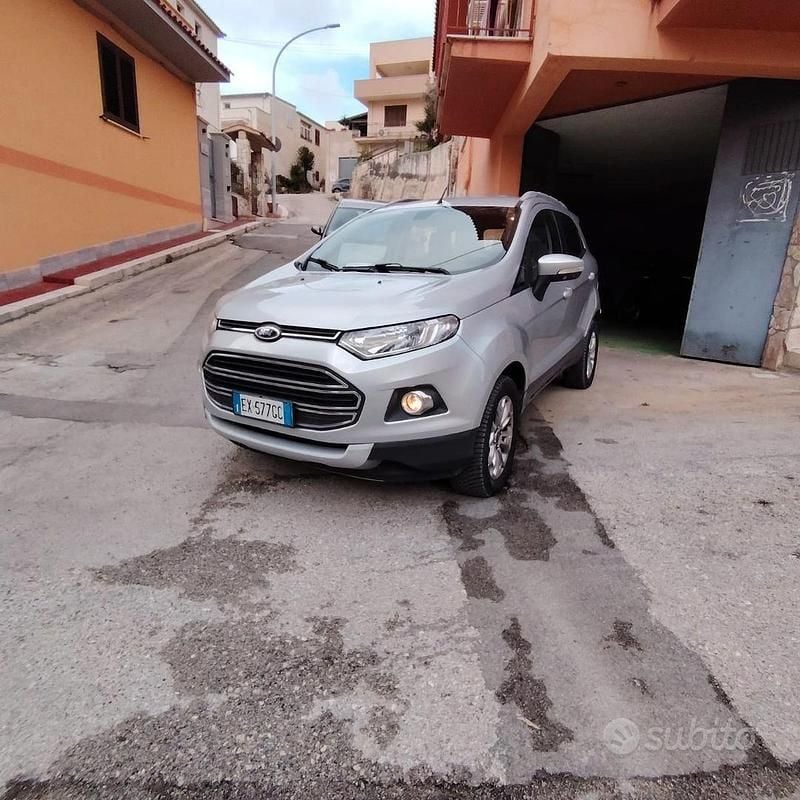 Grigio Usata 2014 Ford Ecosport Trend SUV | 7990 € (Buon prezzo) - Immagine 1/4