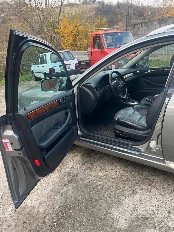 Usata Audi A6 180 CV (132 kW) 2003 Grigio Station wagon