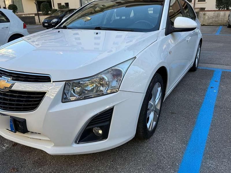 Usata Chevrolet Cruze LTZ 131 CV (96 kW) 2013 Bianco Station wagon