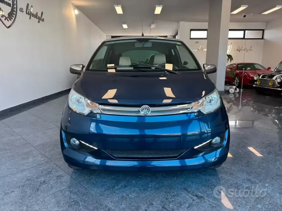 Usata Aixam City Premium 2016 Blu Utilitaria